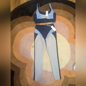 Heros Active The Panelled Legging And Bra Set